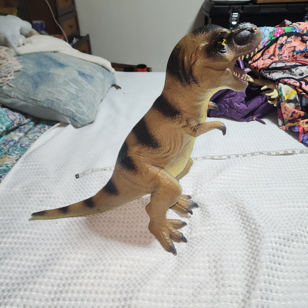 TOY MAJOR EUC 26" T REX SOFT RUBBER TYRANNOSAURUS REX TOY - Picture 3 of 8